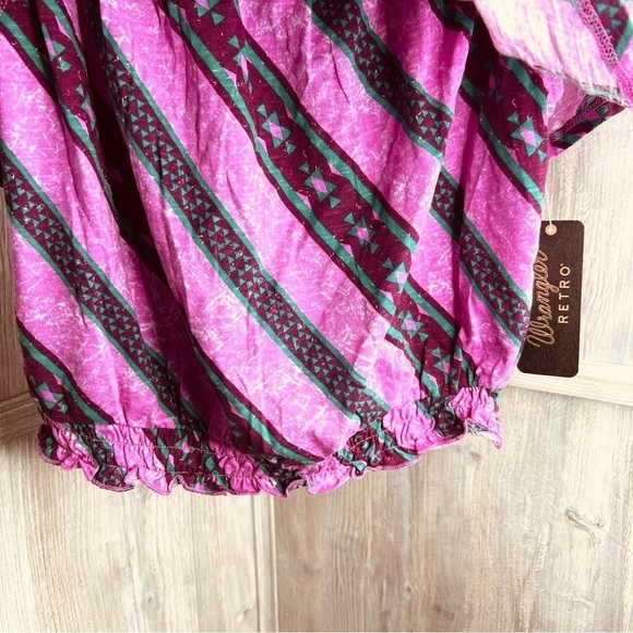 Wrangler Retro Candy Stripe Party Top - Picture 5 of 9